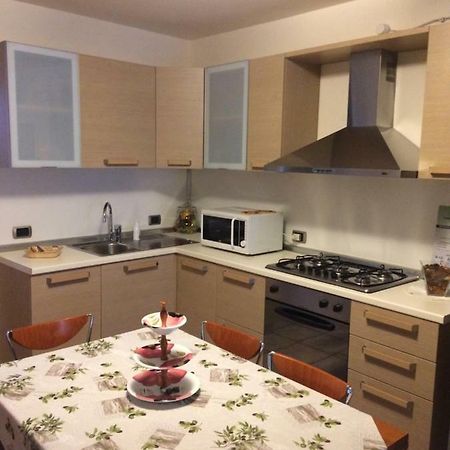 Locazione Turistica Lea Apartment Castelnuovo del Garda Ngoại thất bức ảnh