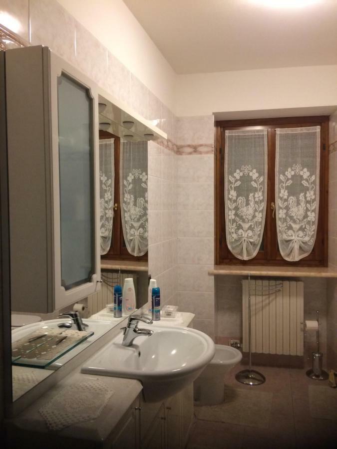 Locazione Turistica Lea Apartment Castelnuovo del Garda Ngoại thất bức ảnh