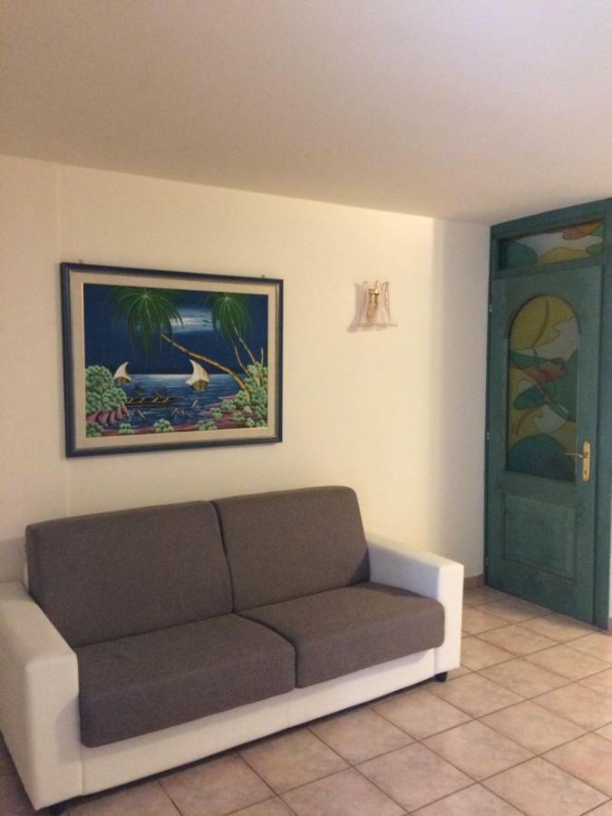 Locazione Turistica Lea Apartment Castelnuovo del Garda Ngoại thất bức ảnh